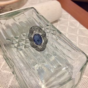 Chloe + Isabel Pave North South Ring, size 7